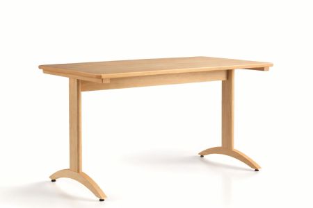 Lylou table avec pietement a degagement lateral 1400x800